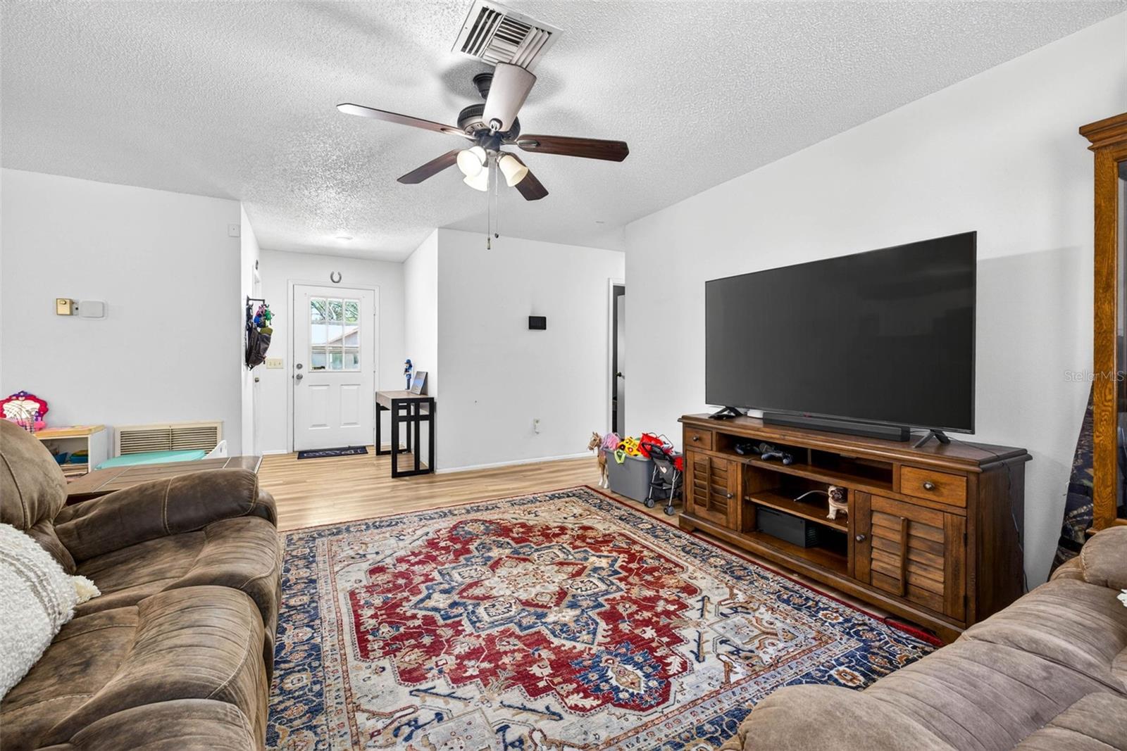Image 8 of 33 For 13205 Wagner Drive