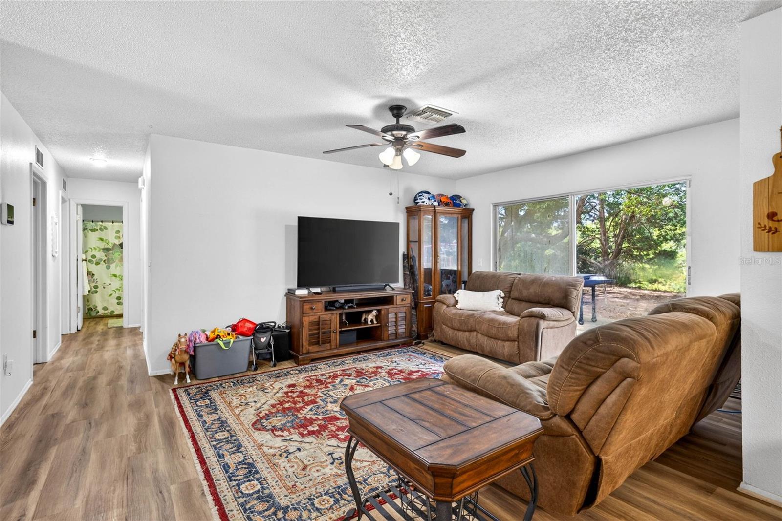 Image 9 of 33 For 13205 Wagner Drive