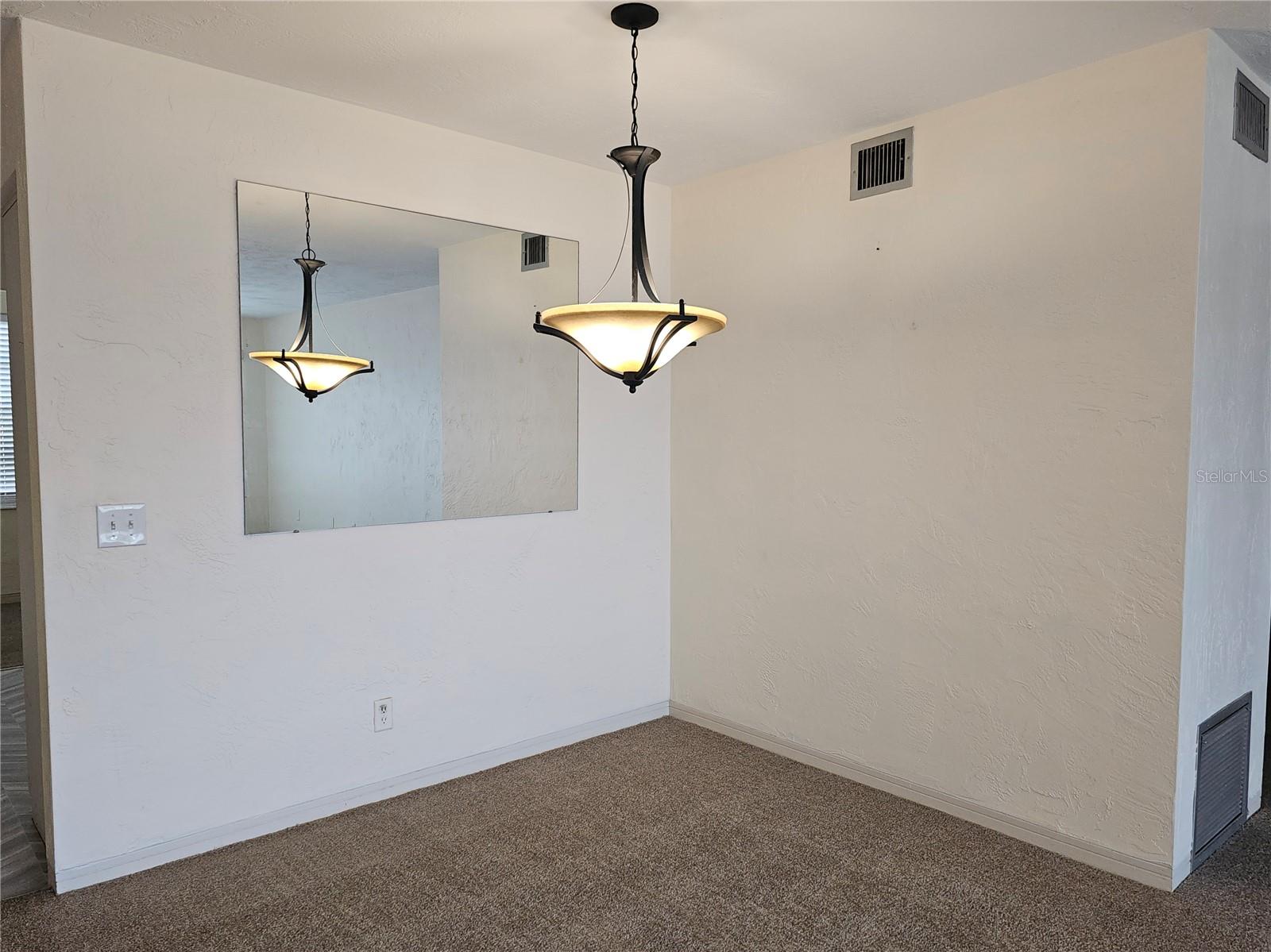 Image 6 of 66 For 2454 Australia Way E 46