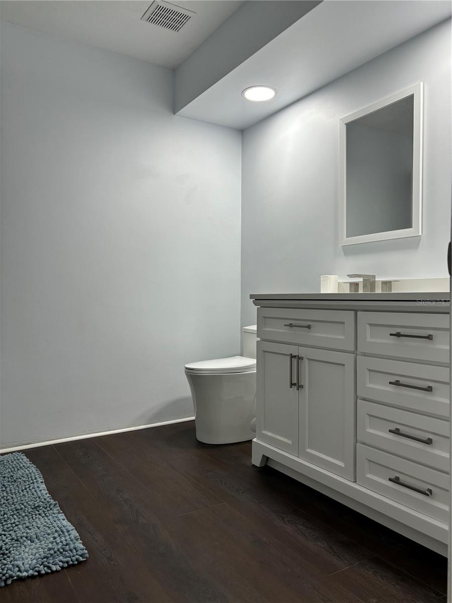 Image 7 of 61 For 6201 37th Way