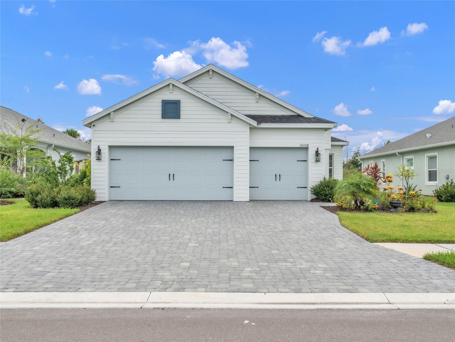 Image 3 of 30 For 10108 Hammock Brook Drive