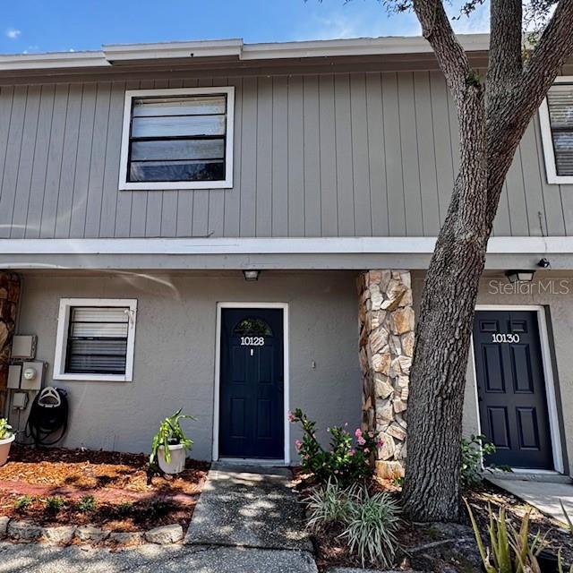 Details for 10128 Lake Oak Circle, TAMPA, FL 33624