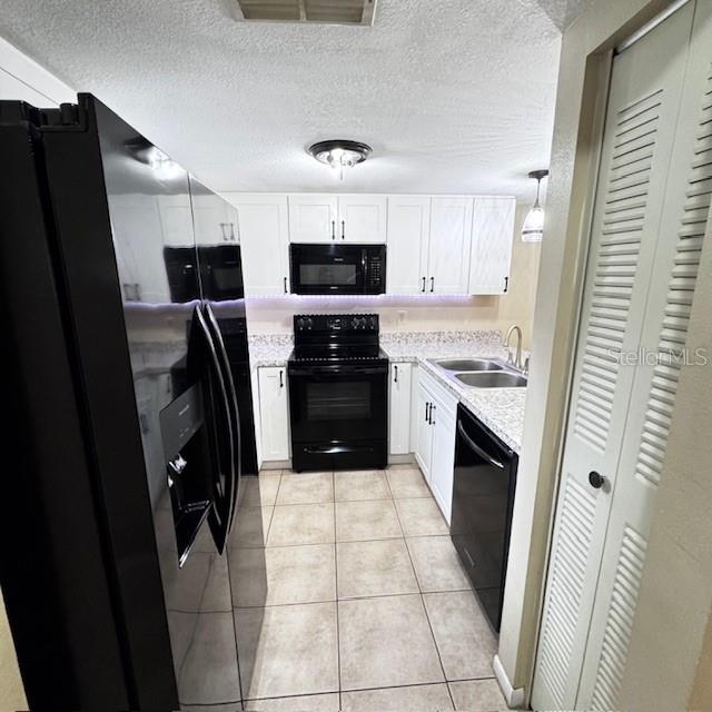 Image 2 of 22 For 10128 Lake Oak Circle