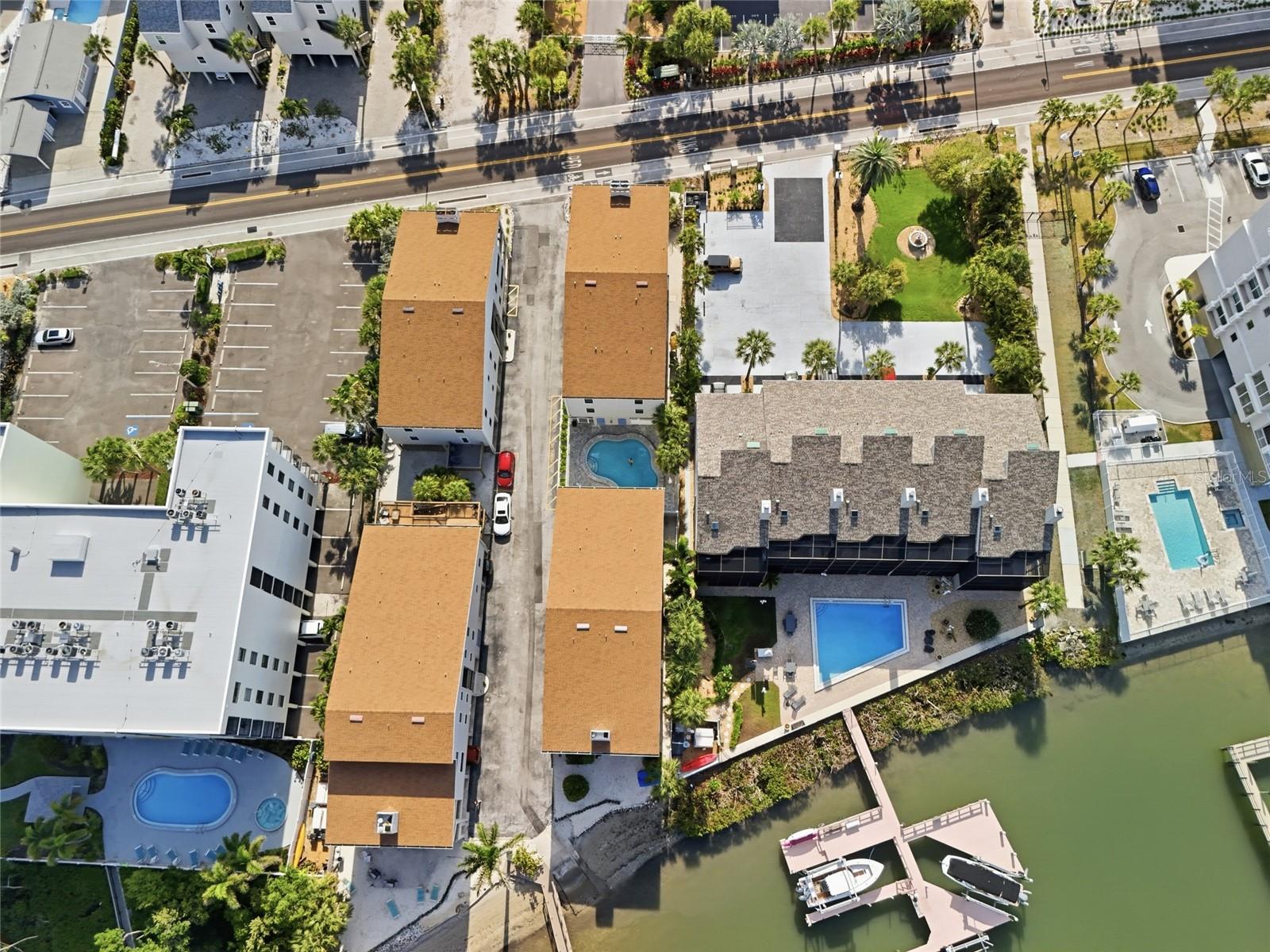 Image 24 of 24 For 19937 Gulf Boulevard B3