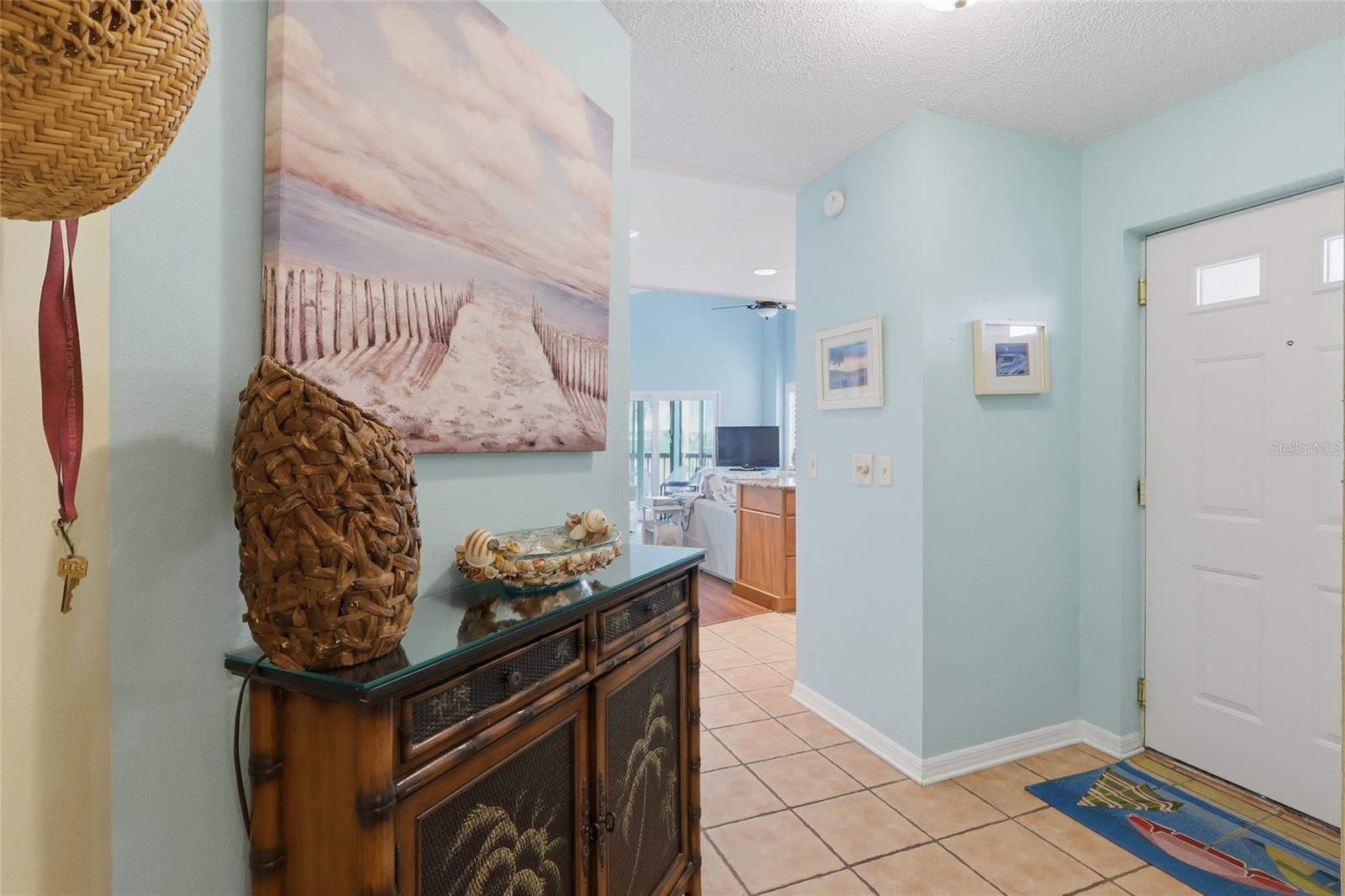 Image 4 of 24 For 19937 Gulf Boulevard B3