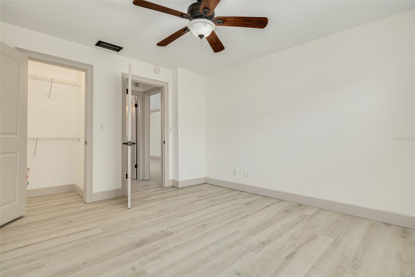 Image 16 of 27 For 535 32nd Avenue N 5