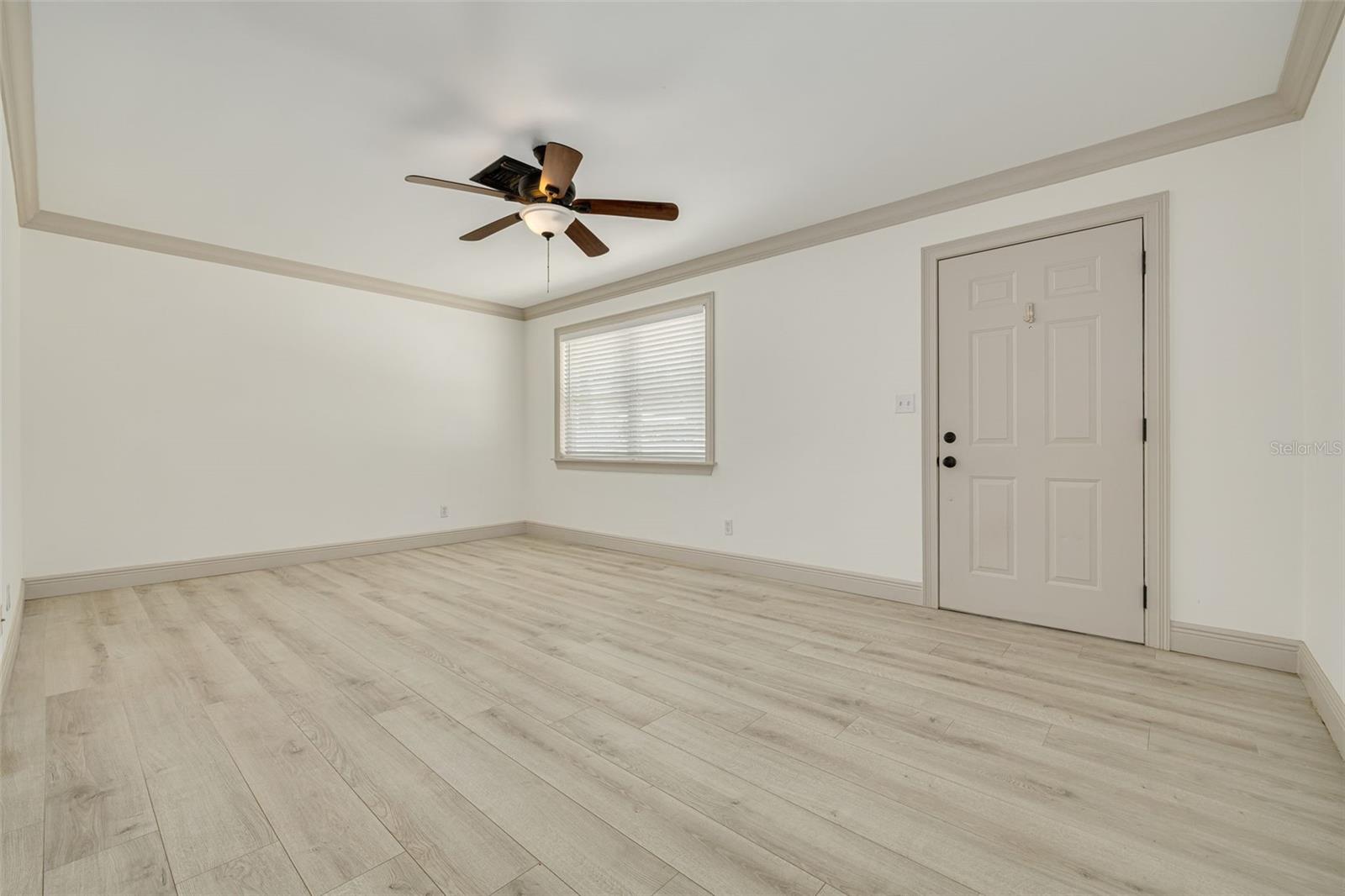 Image 6 of 27 For 535 32nd Avenue N 5