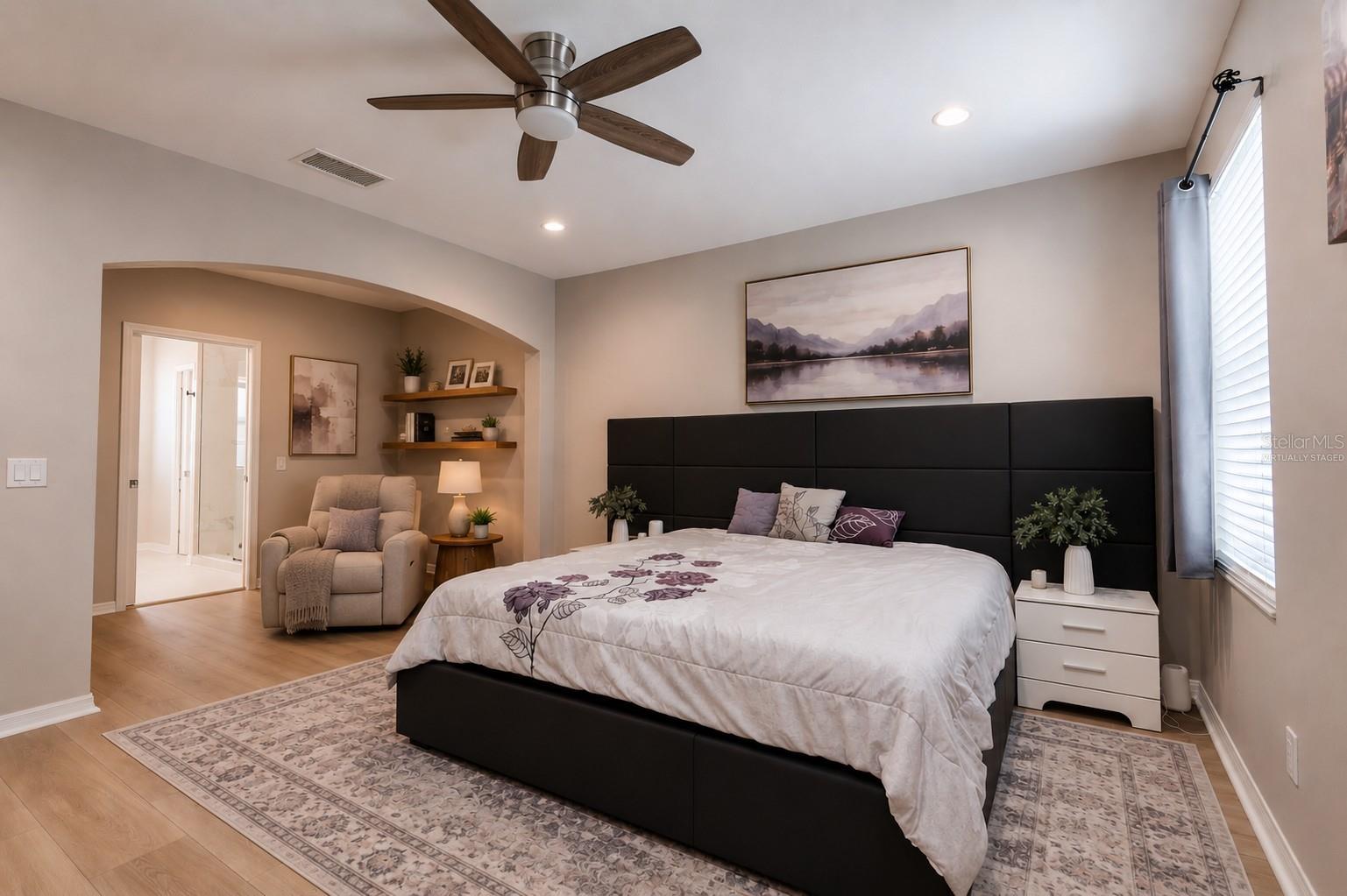 Image 21 of 52 For 12846 Tikal Way
