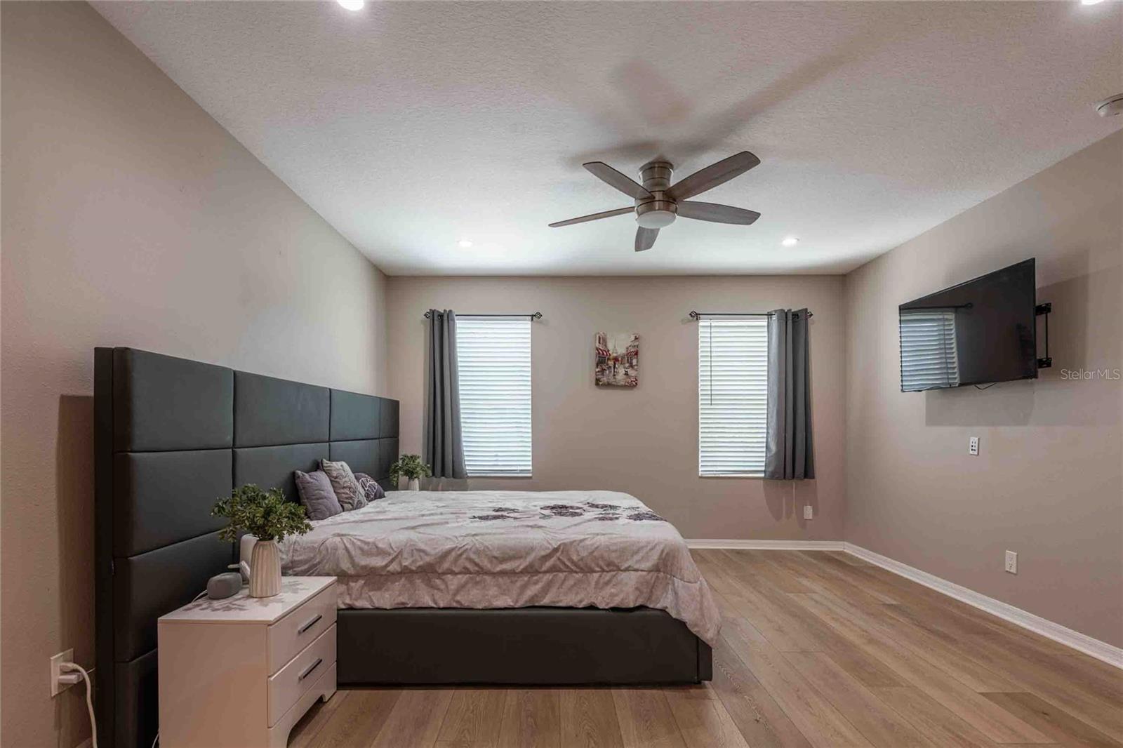 Image 31 of 52 For 12846 Tikal Way