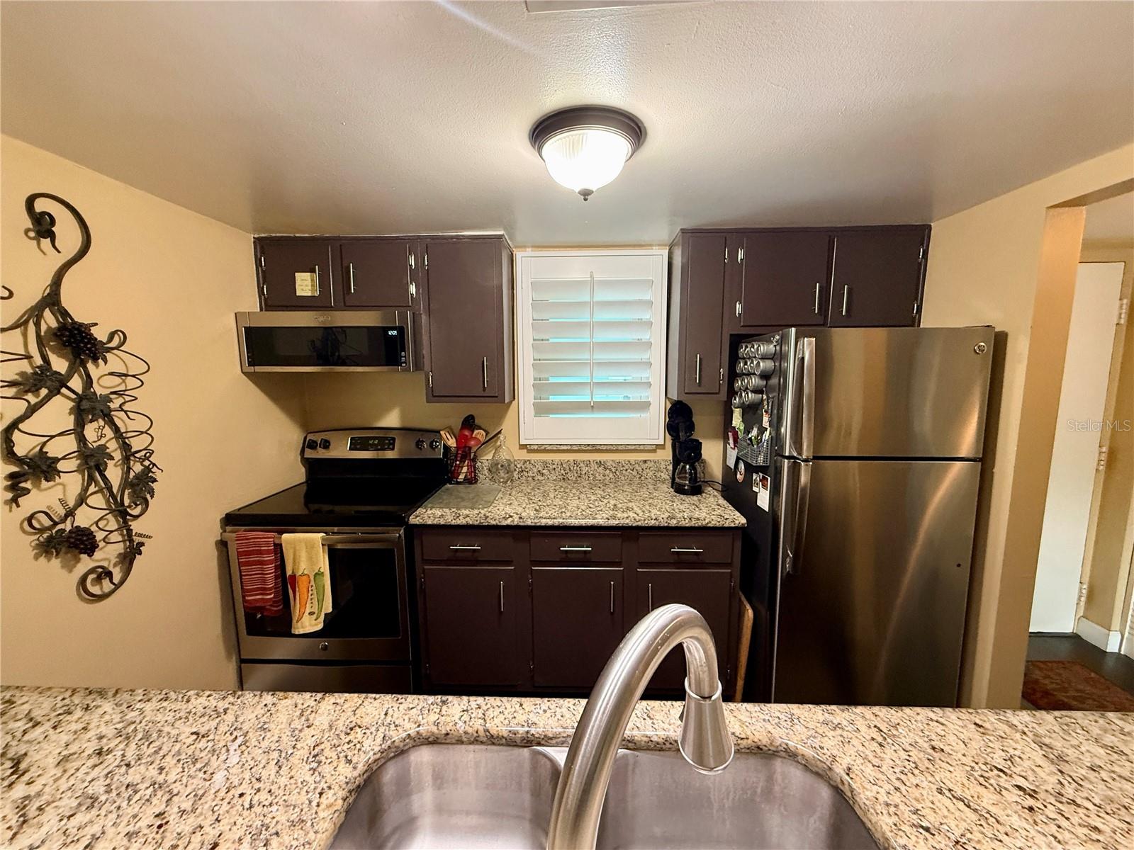 Image 4 of 23 For 464 Paula Drive 313
