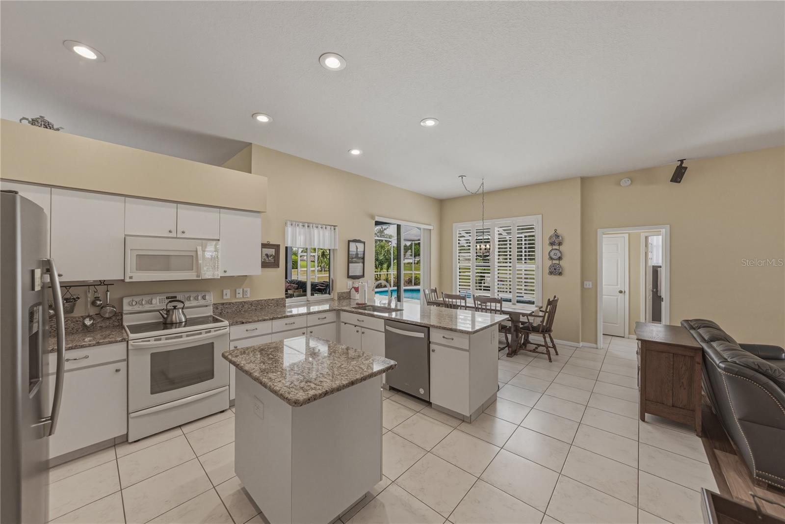Image 8 of 57 For 2624 Crestfield Drive