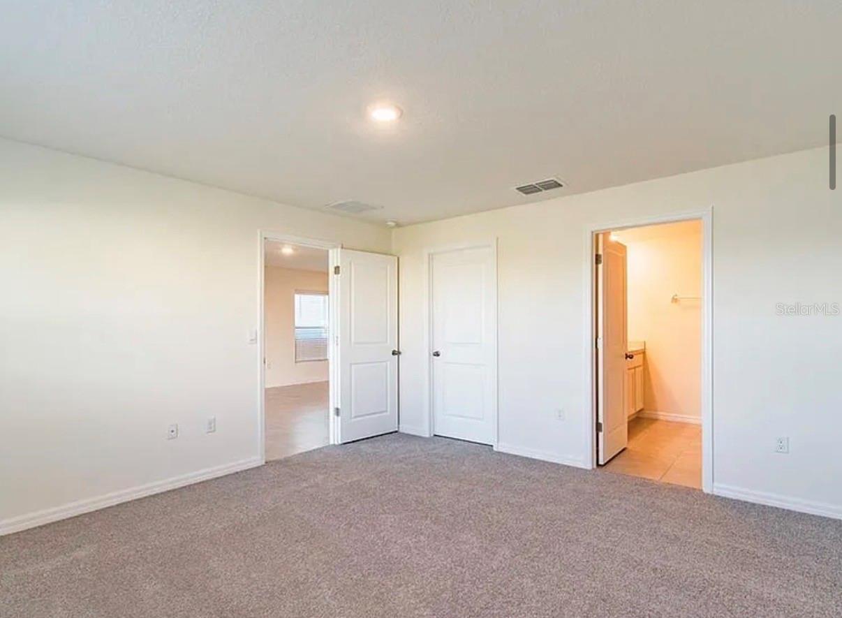 Image 14 of 29 For 649 Sunlit Coral Street
