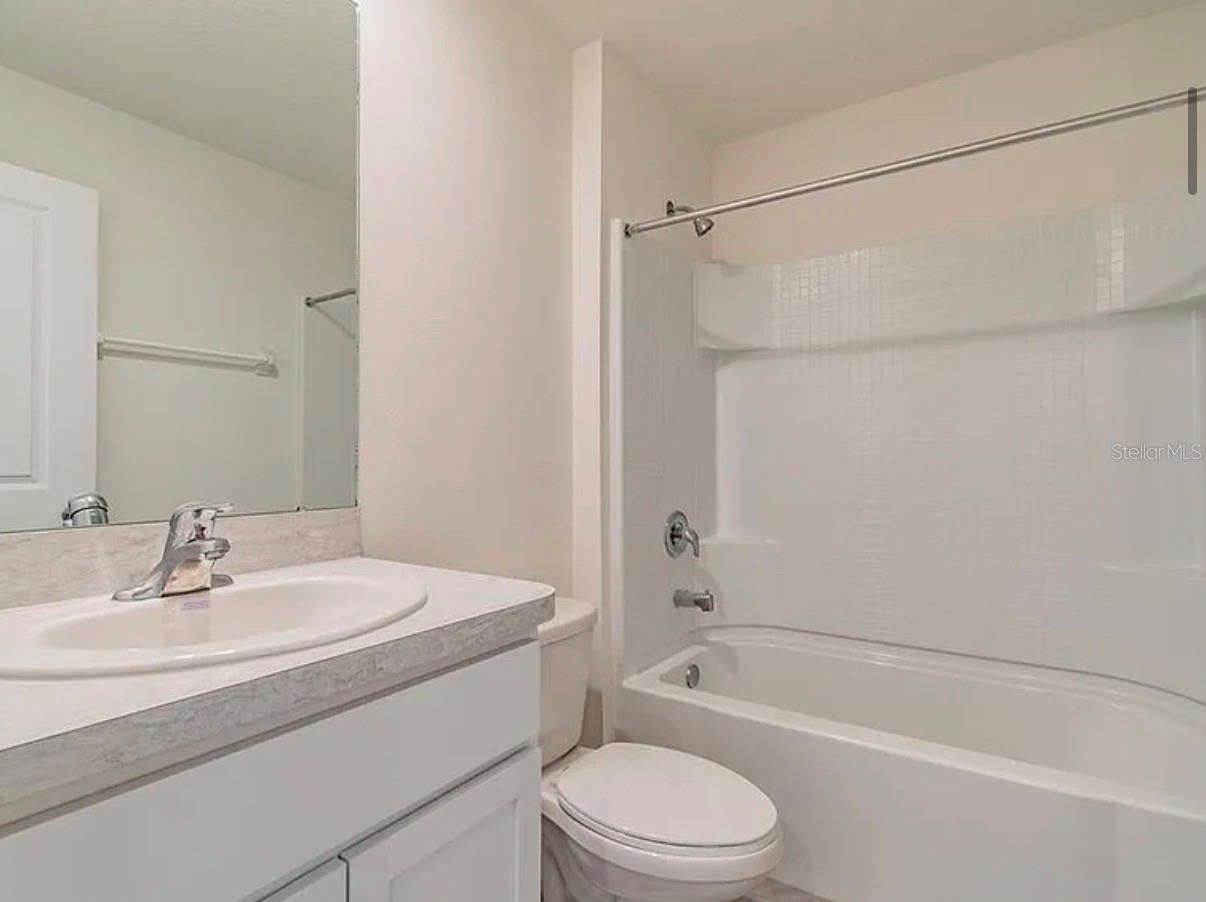 Image 15 of 29 For 649 Sunlit Coral Street