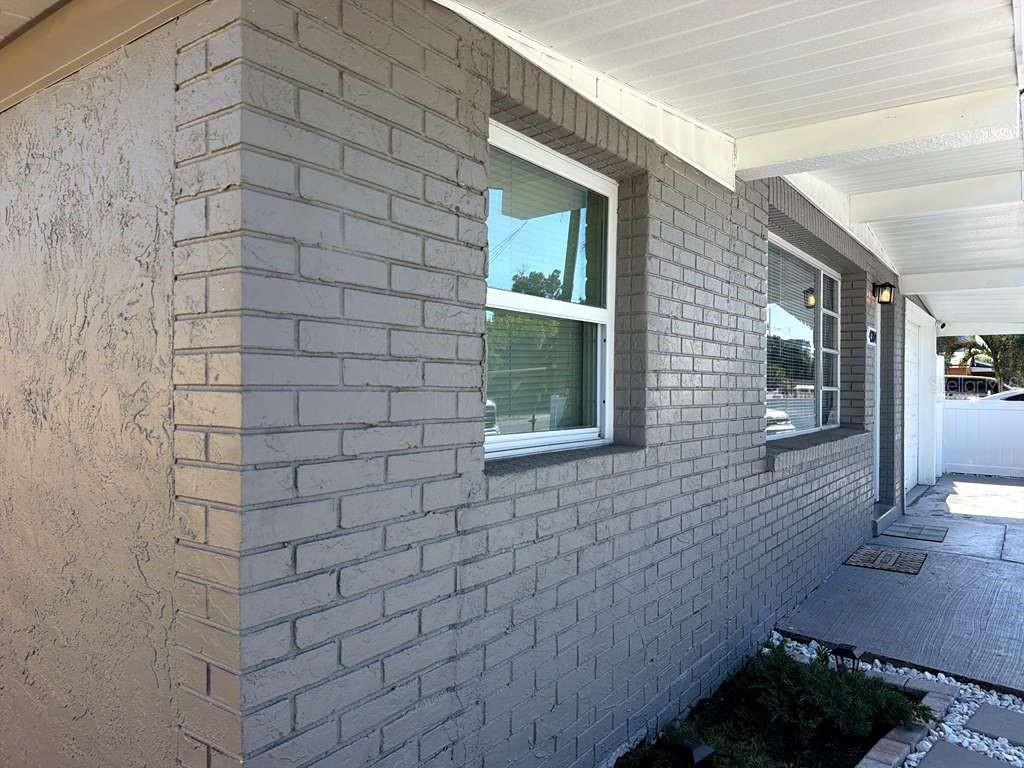 Listing photo id 1 for 4304 Arch Street