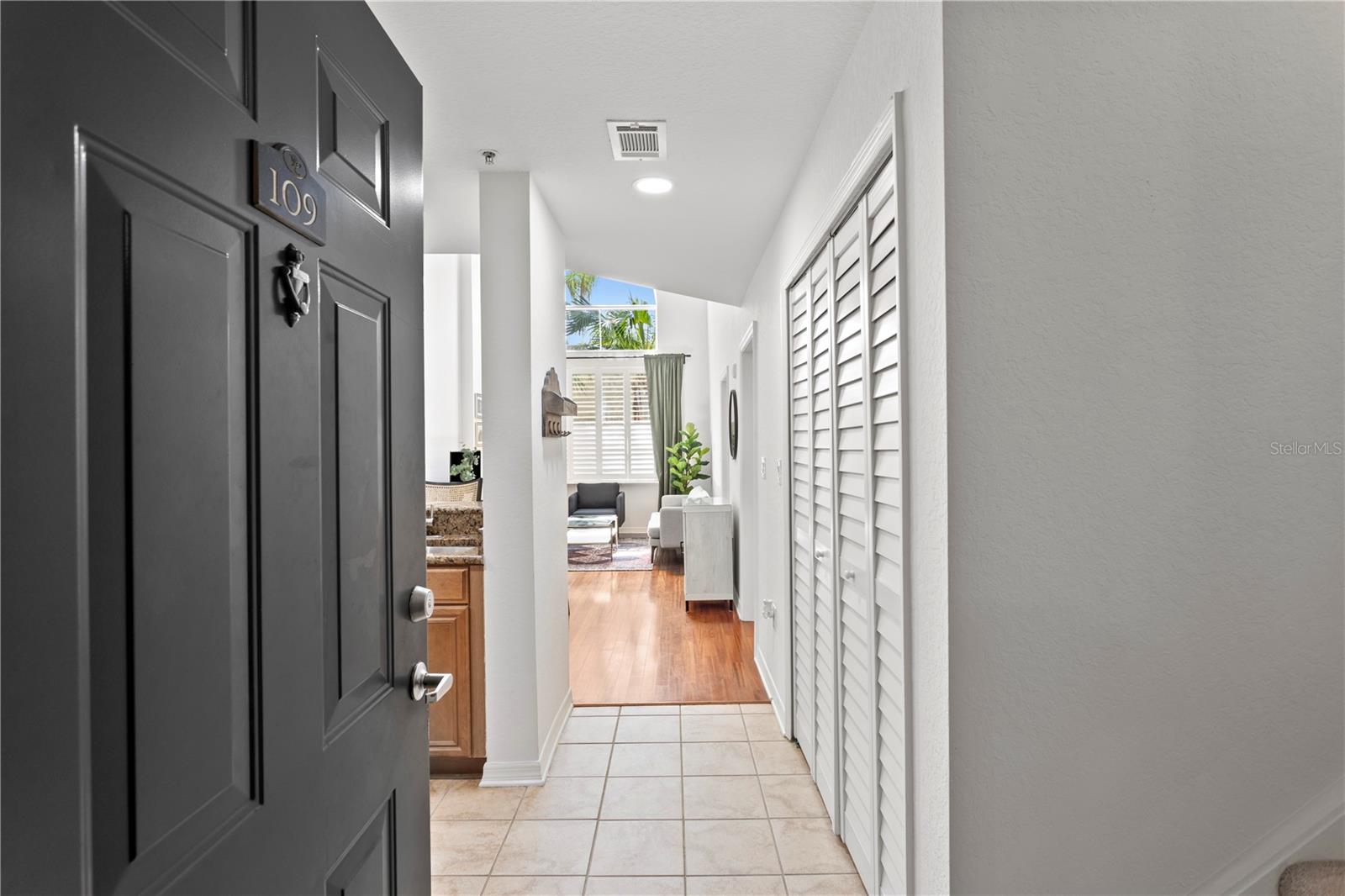 Image 2 of 46 For 700 Harbour Island Boulevard 109