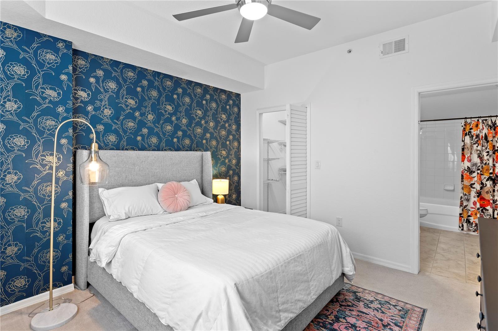Image 20 of 46 For 700 Harbour Island Boulevard 109