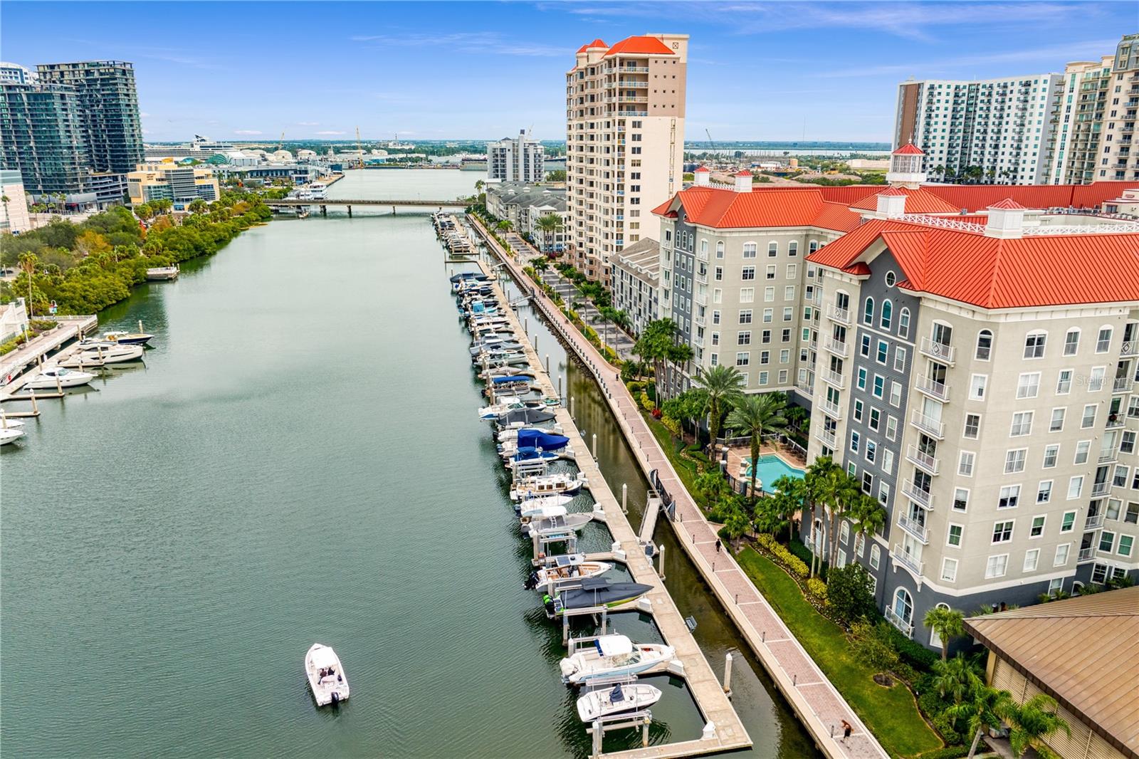 Image 44 of 46 For 700 Harbour Island Boulevard 109