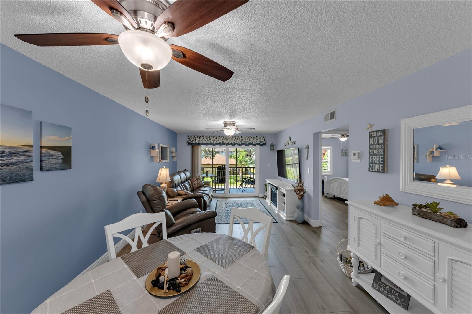 Image 17 of 58 For 5849 Park St N  202