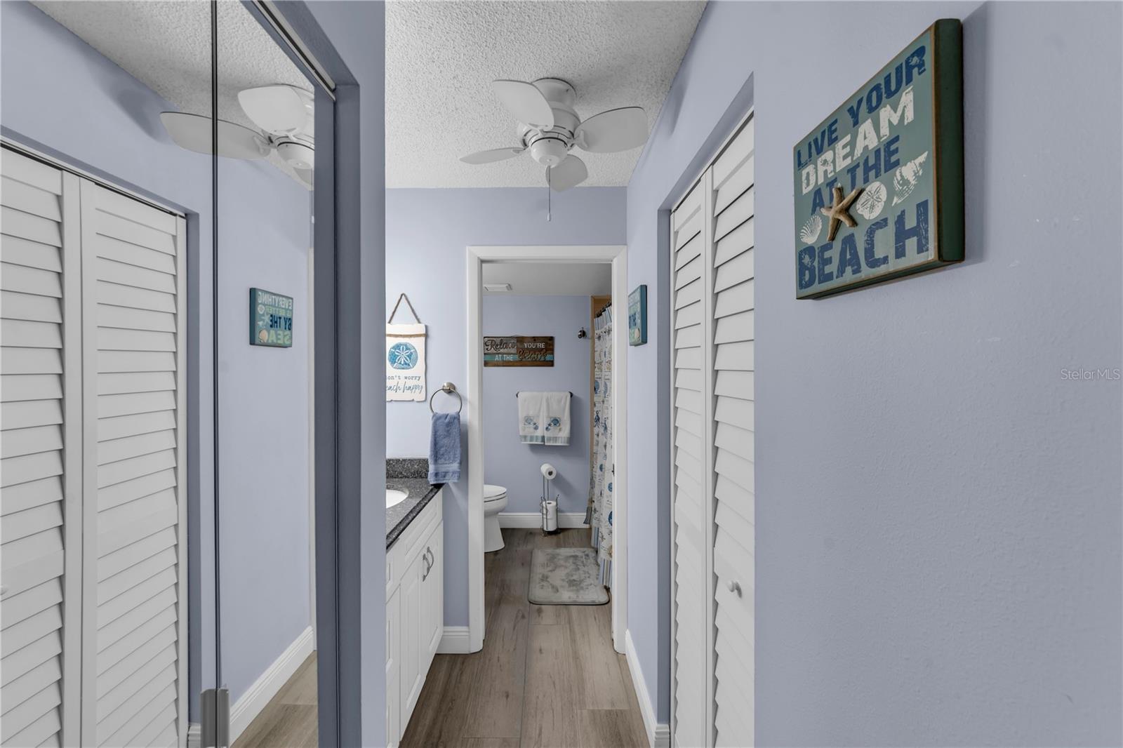 Image 4 of 58 For 5849 Park St N  202