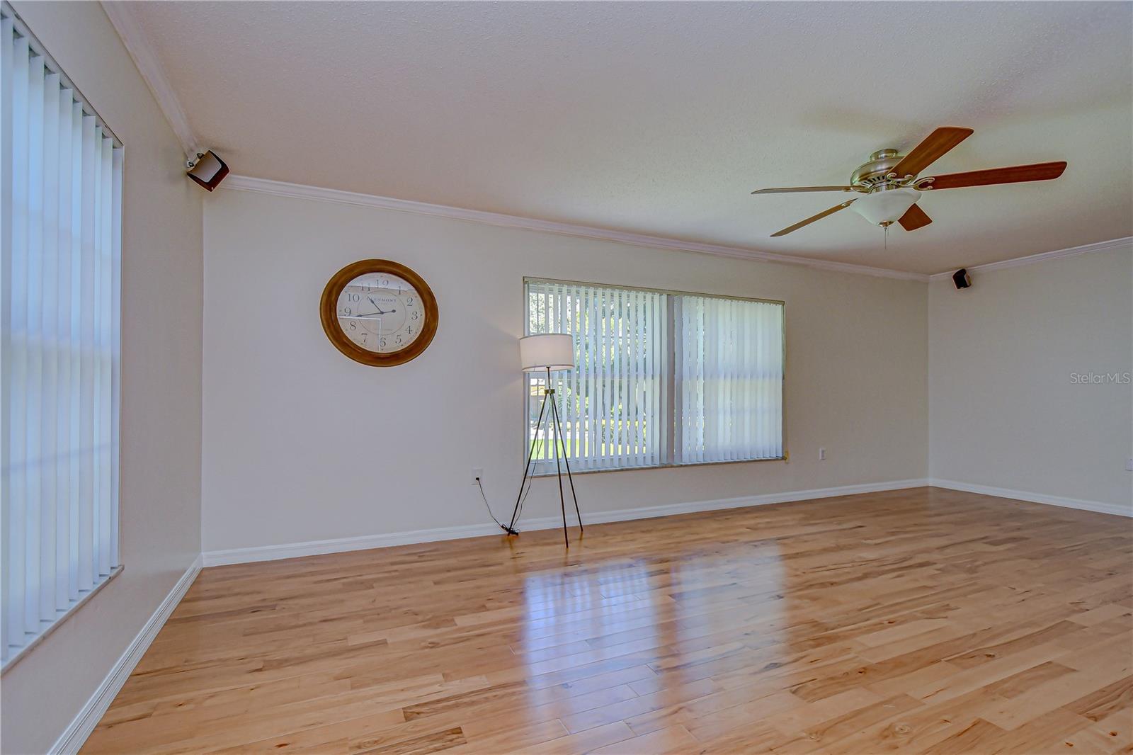Image 12 of 54 For 11912 Riverhills Drive