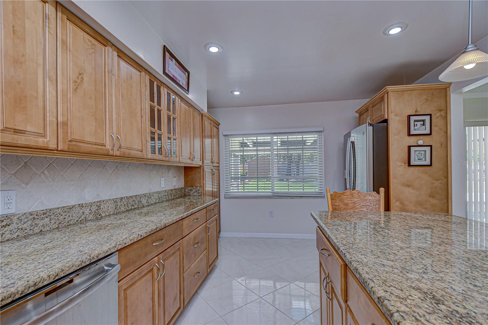 Image 17 of 54 For 11912 Riverhills Drive
