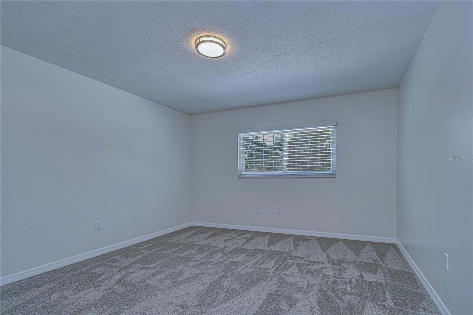 Image 34 of 54 For 11912 Riverhills Drive