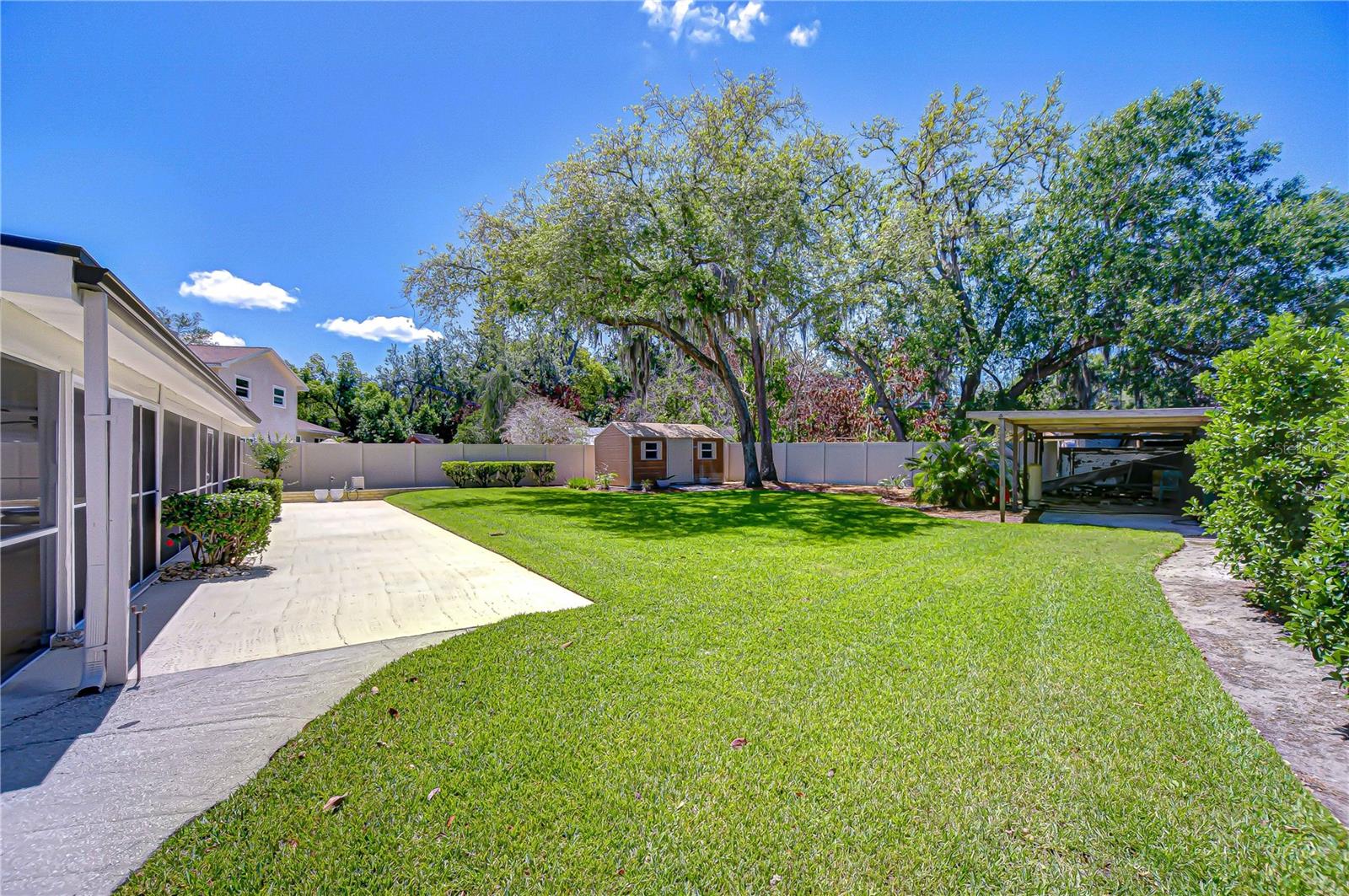 Image 4 of 54 For 11912 Riverhills Drive