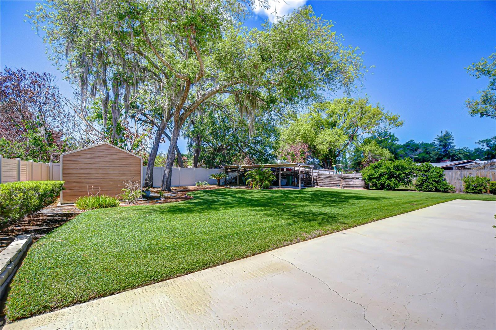 Image 50 of 54 For 11912 Riverhills Drive