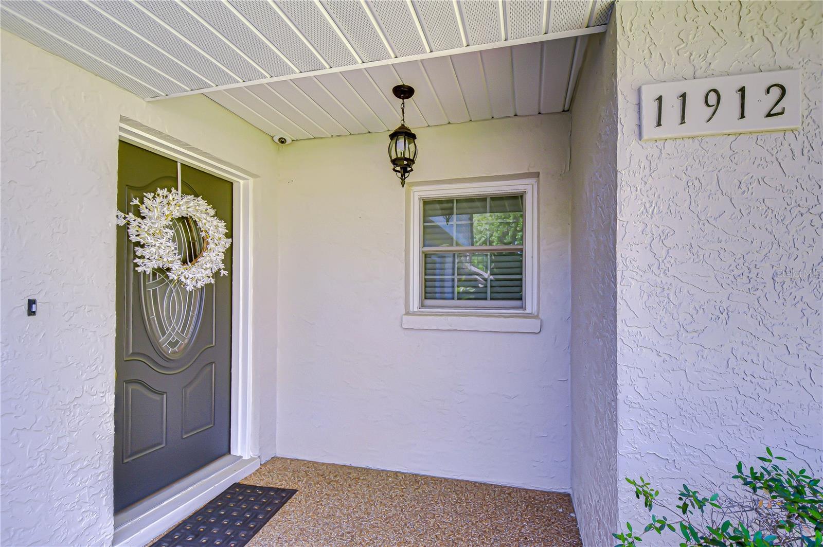 Image 7 of 54 For 11912 Riverhills Drive