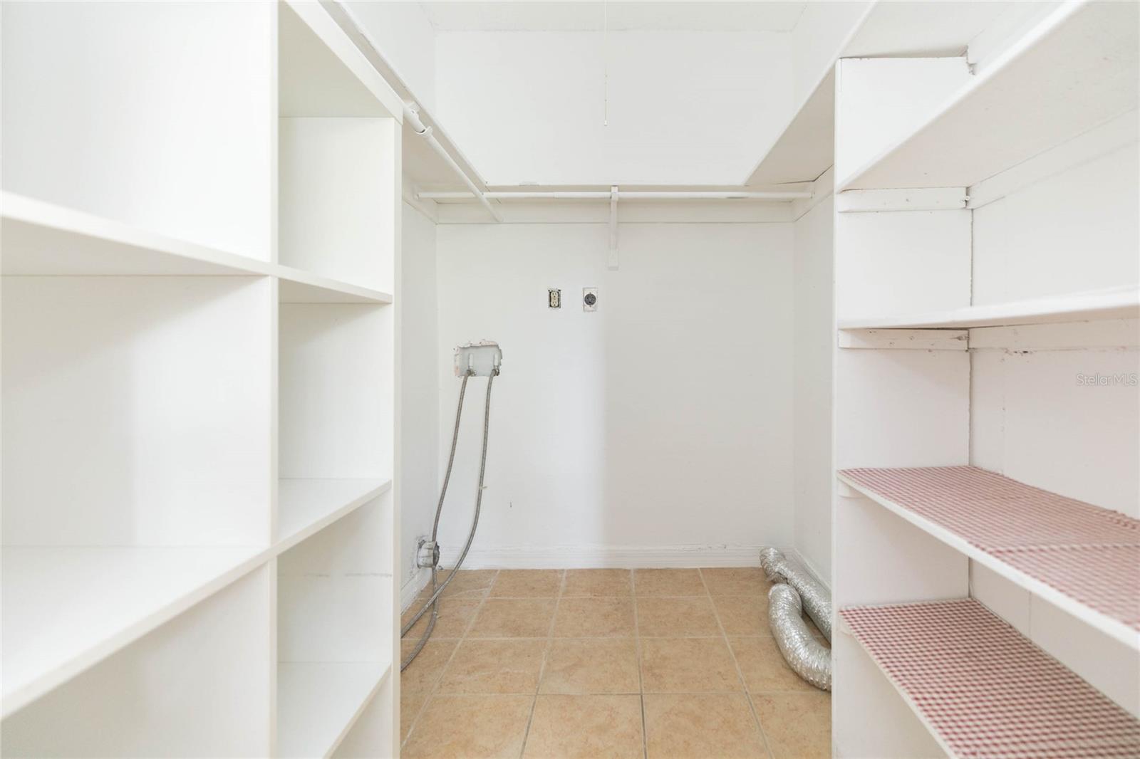 Image 21 of 26 For 7531 Abonado Road 1