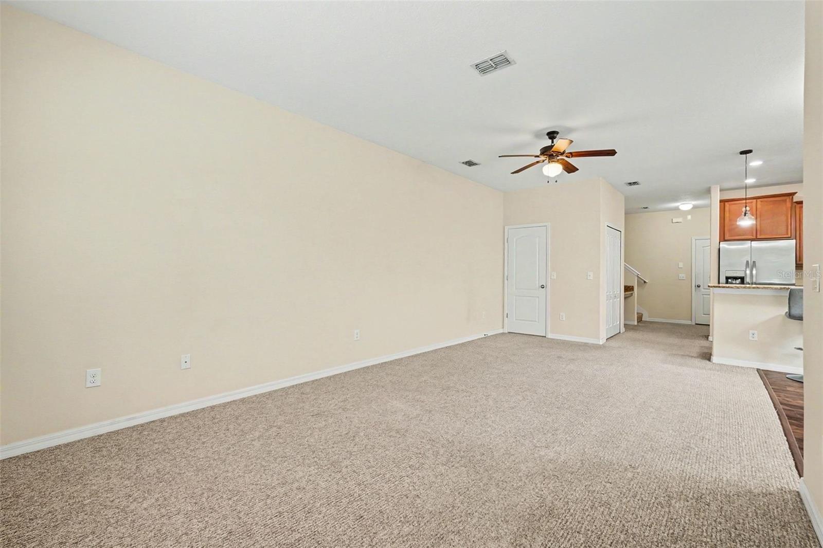 Image 9 of 34 For 12006 Greengate Drive