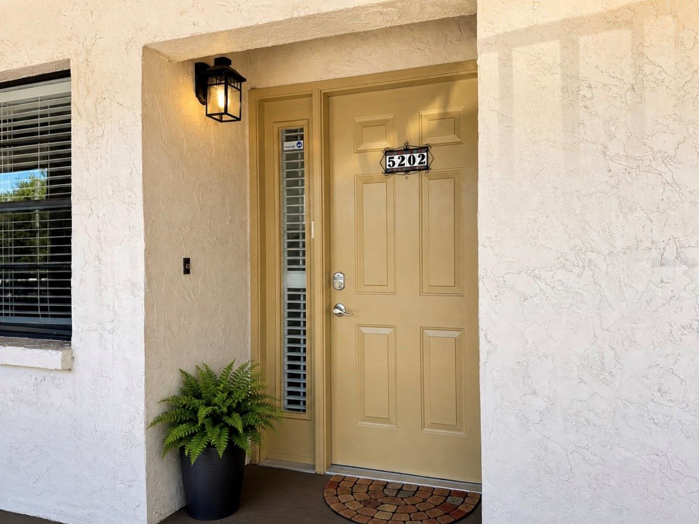Details for 2275 62nd Avenue N 5202, ST PETERSBURG, FL 33713
