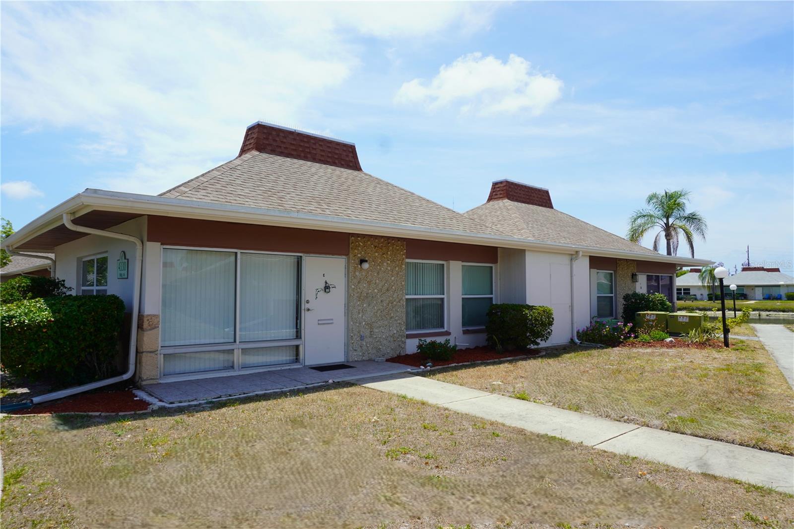 Details for 4330 Tahitian Gardens Circle E, HOLIDAY, FL 34691