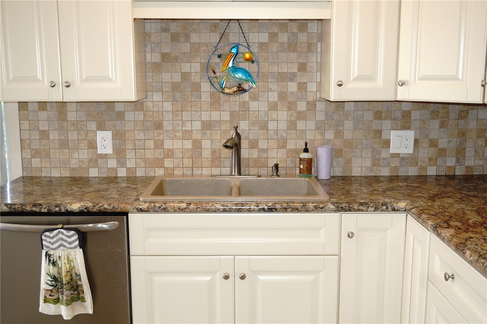 Image 10 of 27 For 4330 Tahitian Gardens Circle E
