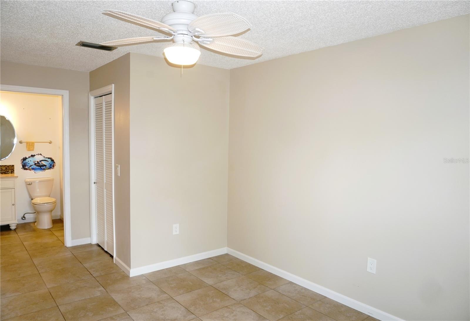Image 13 of 27 For 4330 Tahitian Gardens Circle E