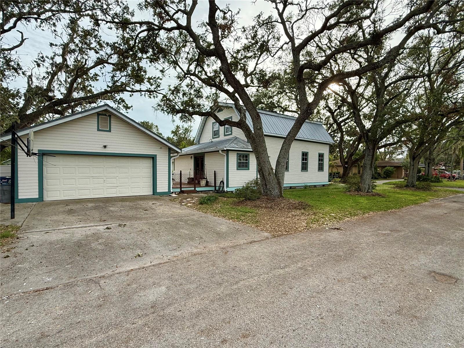 Image 2 of 34 For 7002 Shamrock Road S