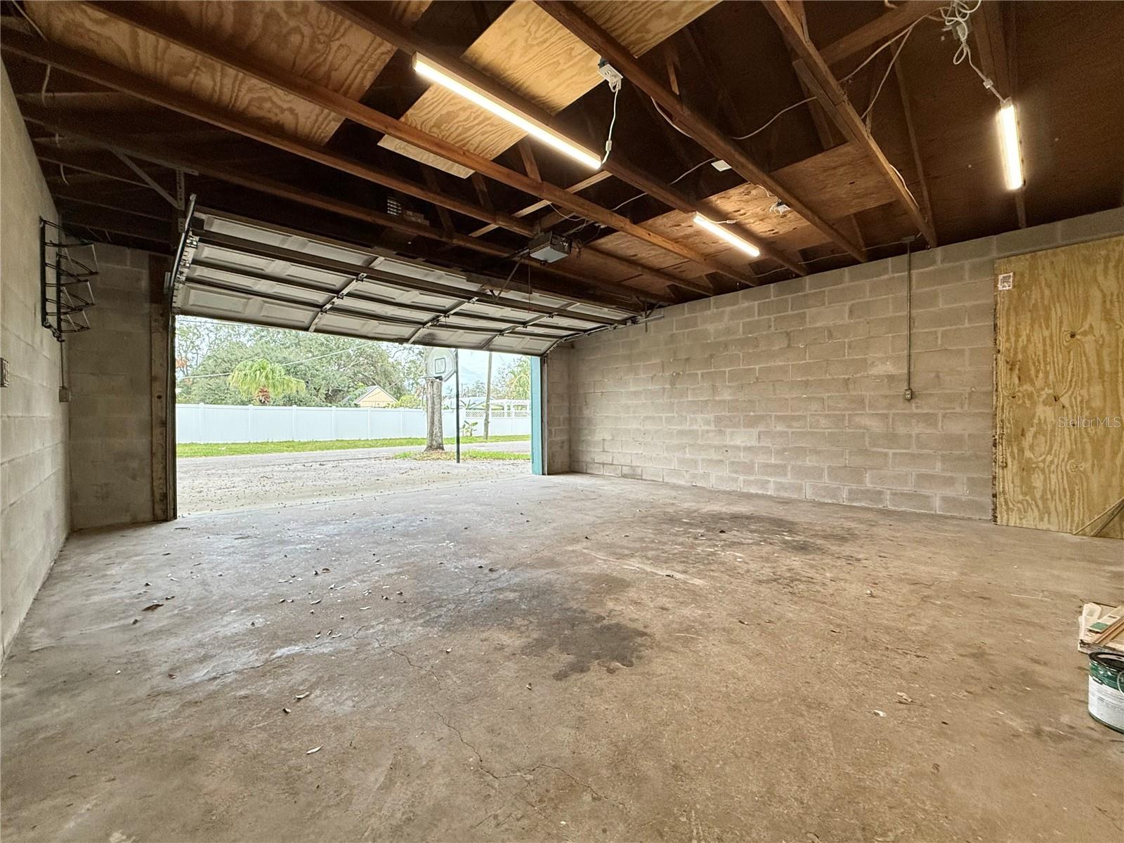Image 32 of 34 For 7002 Shamrock Road S