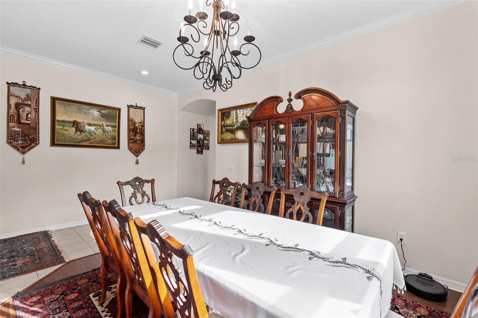 Image 11 of 77 For 8434 Westerland Drive