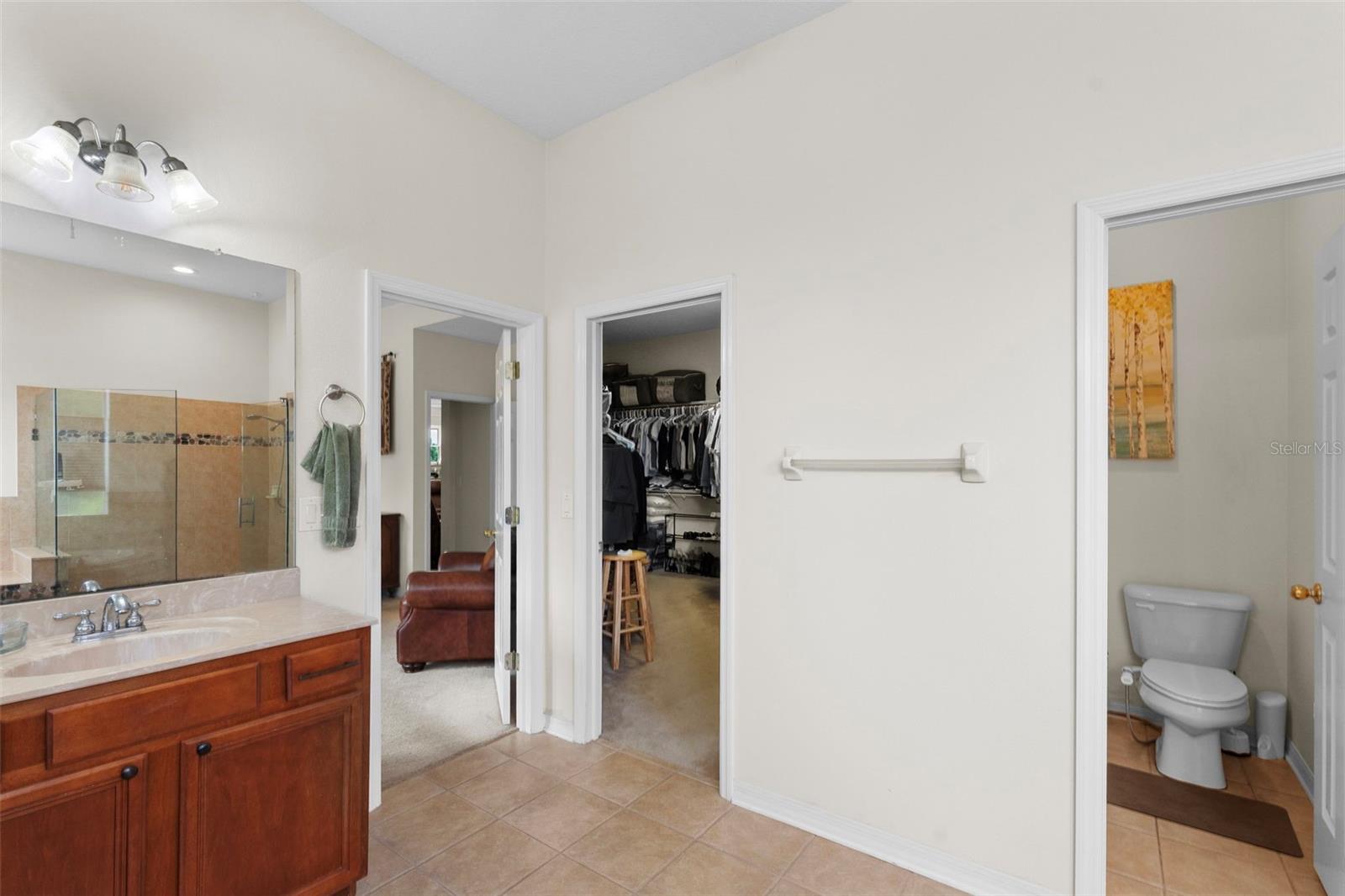 Image 31 of 77 For 8434 Westerland Drive