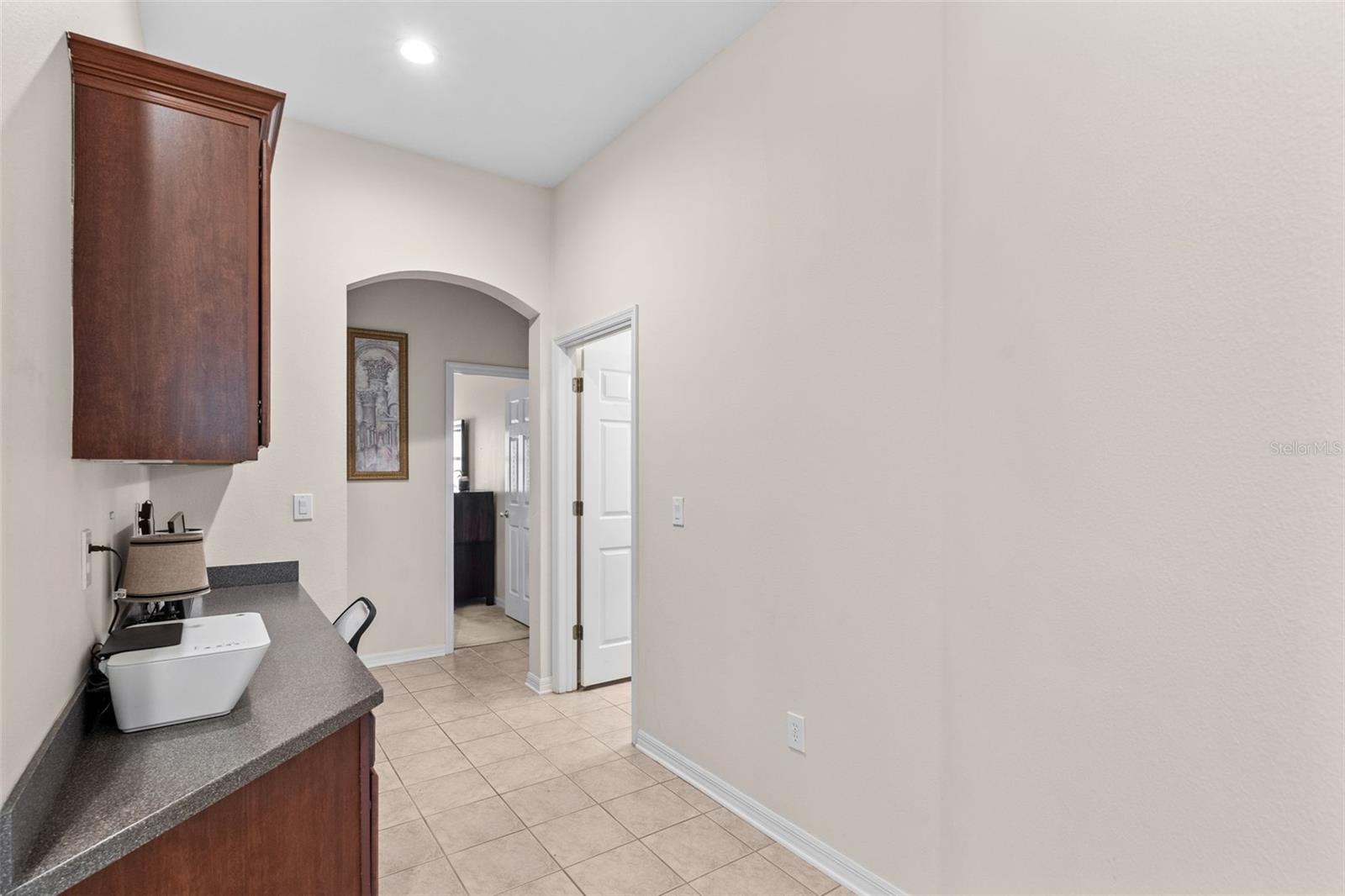 Image 41 of 77 For 8434 Westerland Drive