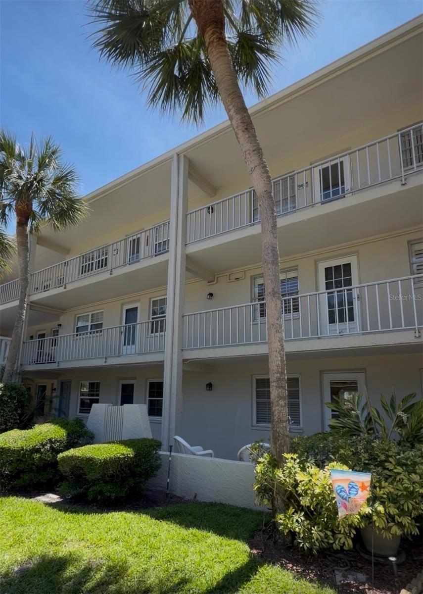 Details for 946 Virginia Street 107, DUNEDIN, FL 34698