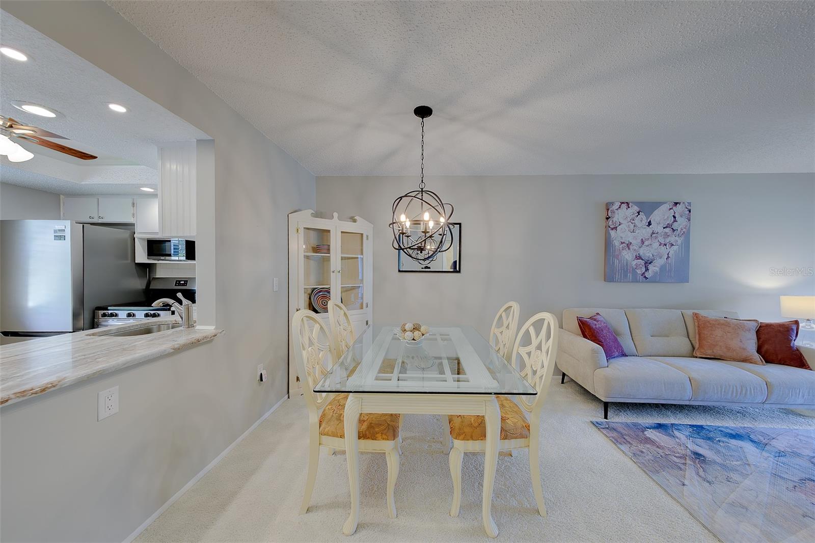 Image 10 of 51 For 946 Virginia Street 107