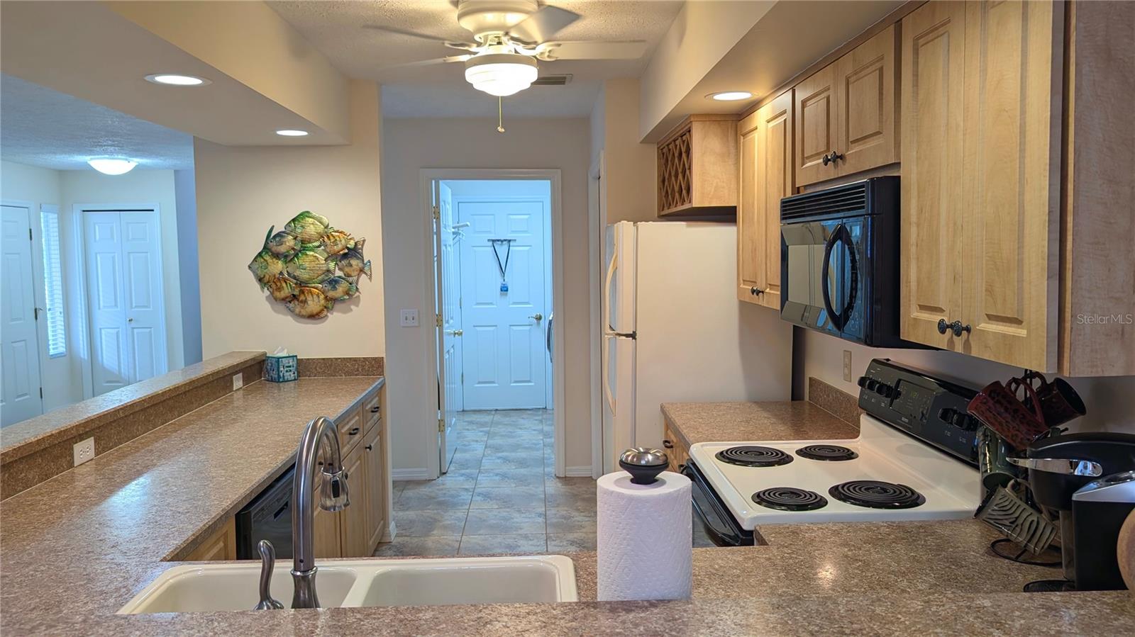 Image 13 of 65 For 11040 Cove Harbor Drive
