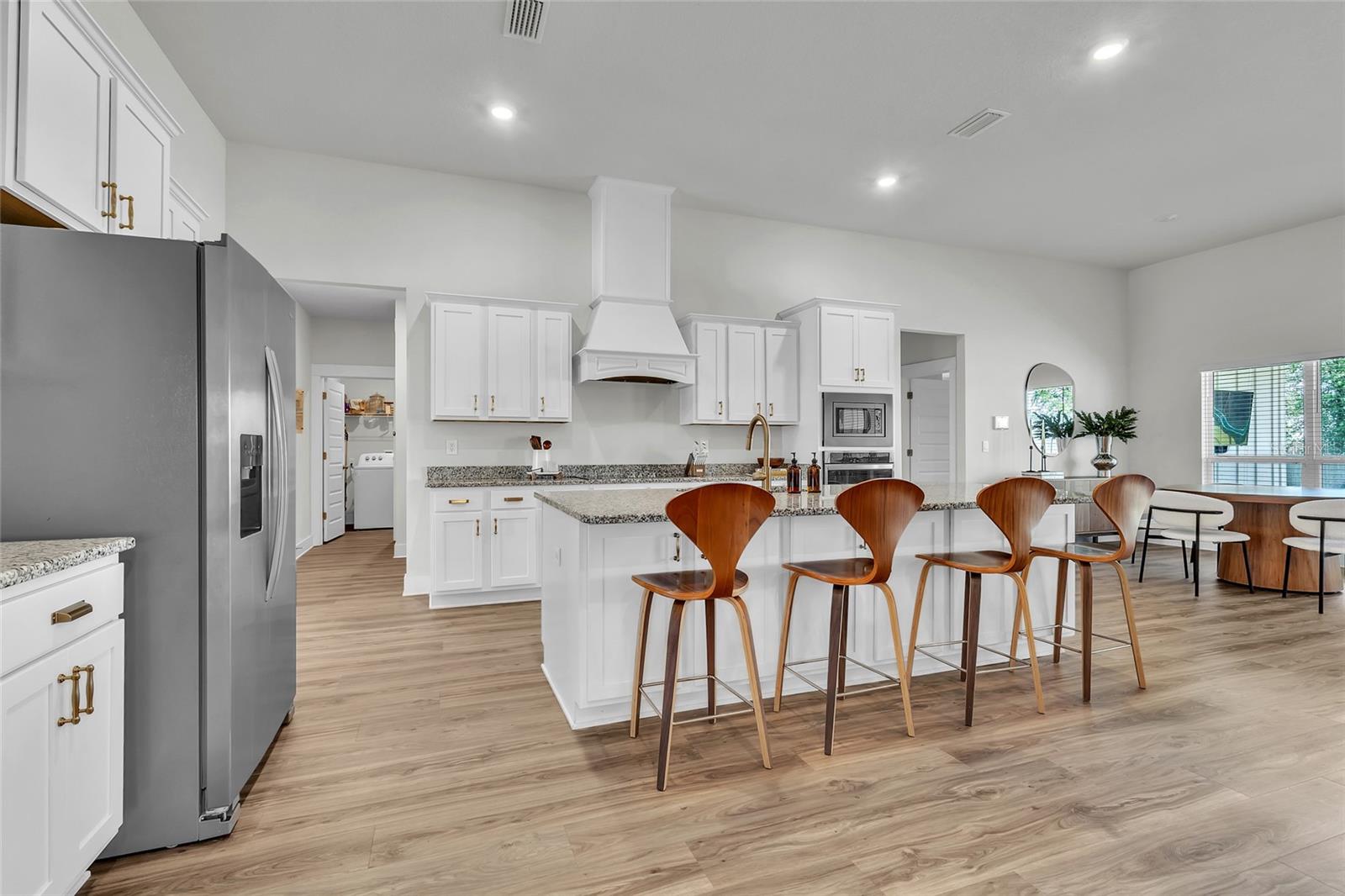 Image 11 of 47 For 5531 Blake Lane