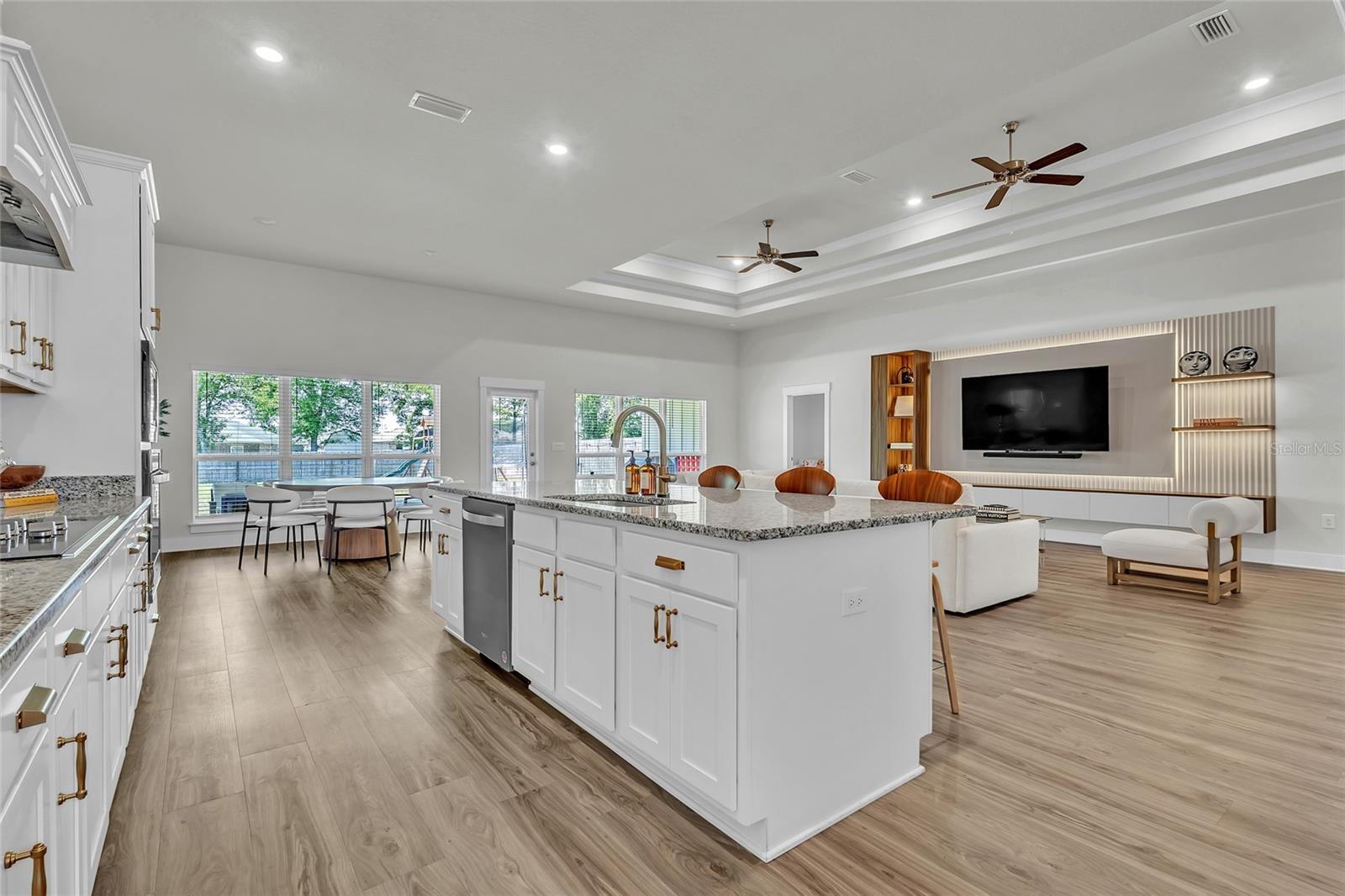 Image 15 of 47 For 5531 Blake Lane