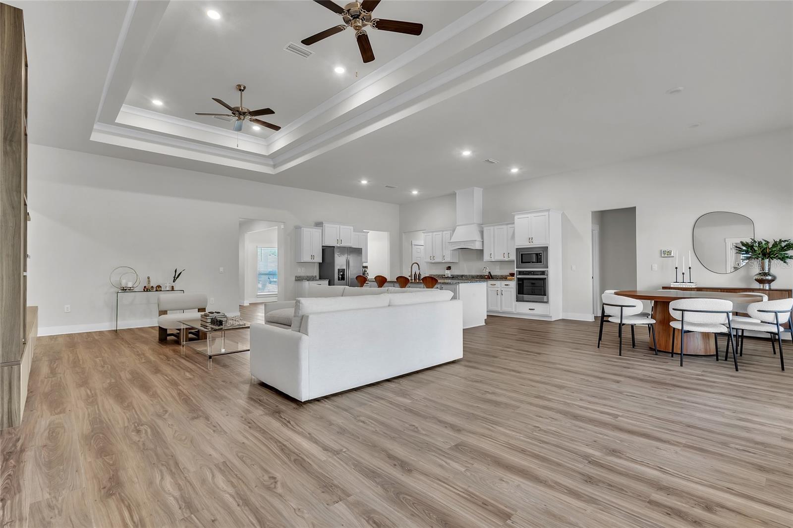 Image 17 of 47 For 5531 Blake Lane