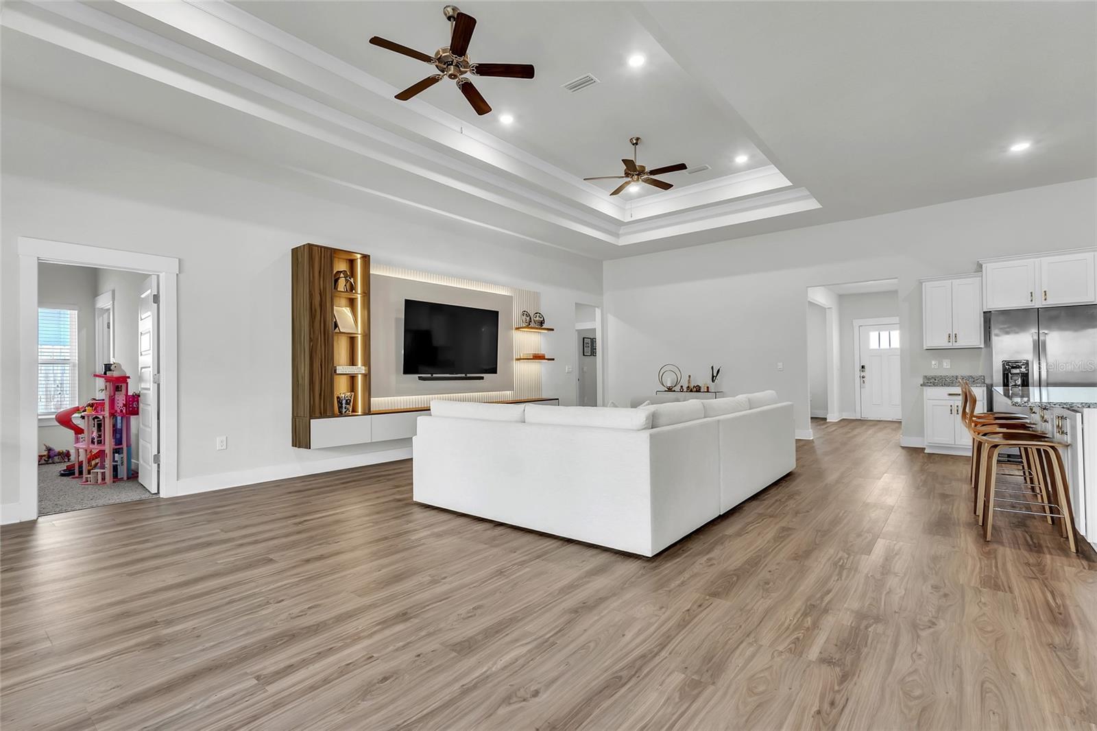 Image 34 of 47 For 5531 Blake Lane