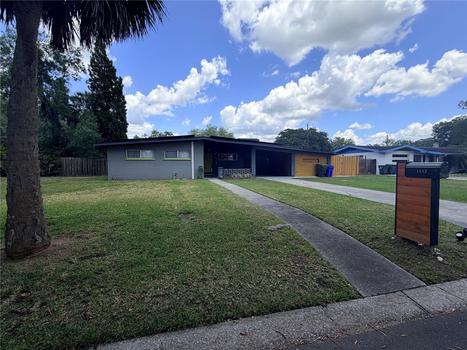 Image 2 of 28 For 1632 Pineberry Street