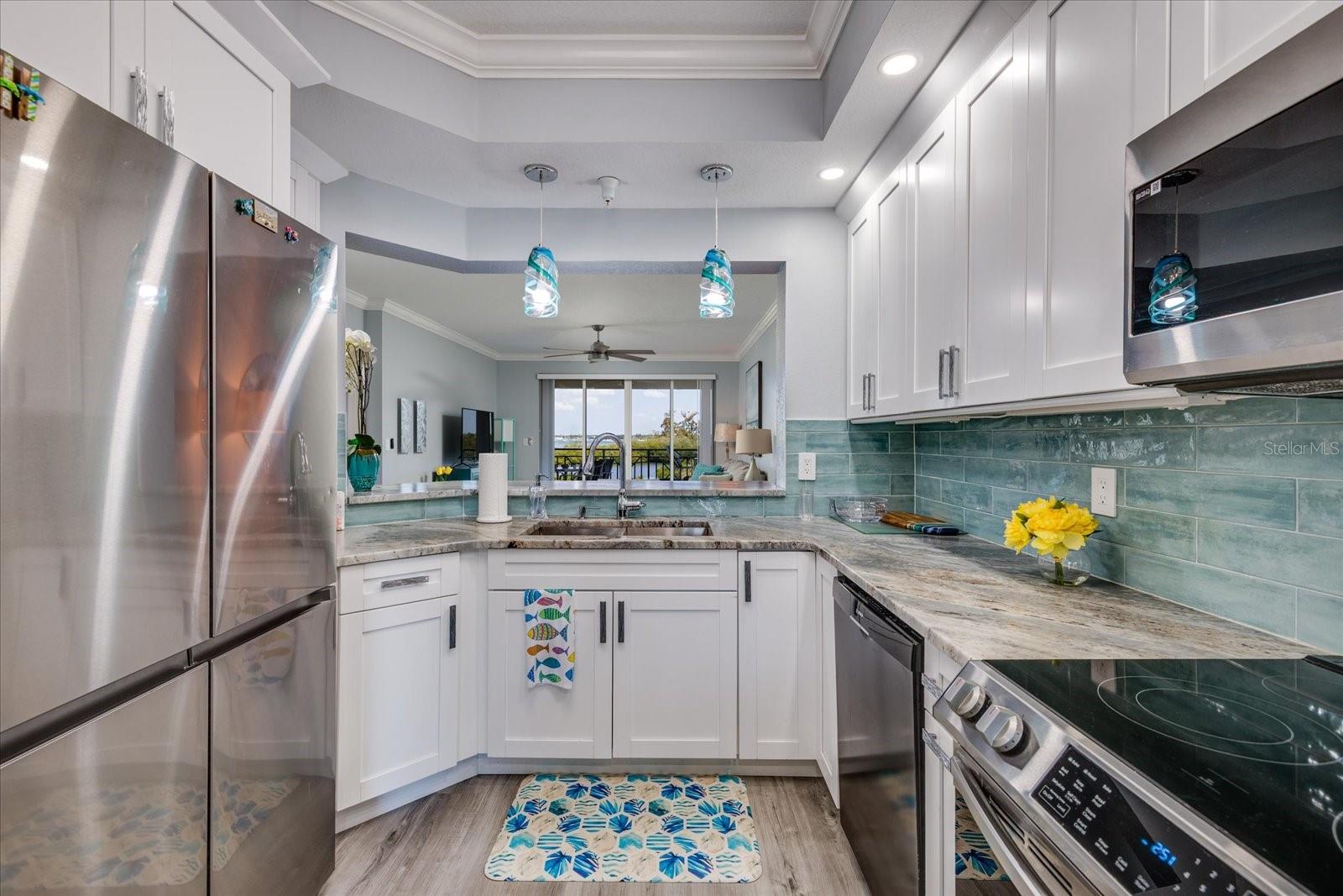 Listing photo id 16 for 4801 Osprey Drive S 207