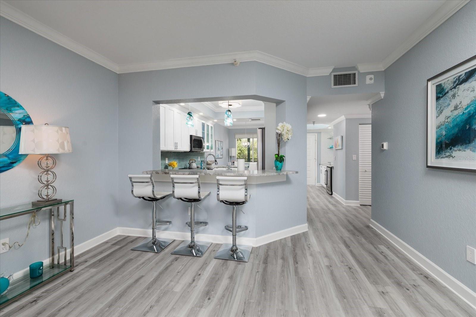 Listing photo id 17 for 4801 Osprey Drive S 207